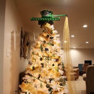 Meet your Posher, Tiffanie