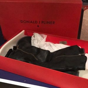 Donald Pliner Black Vintage suede boots.