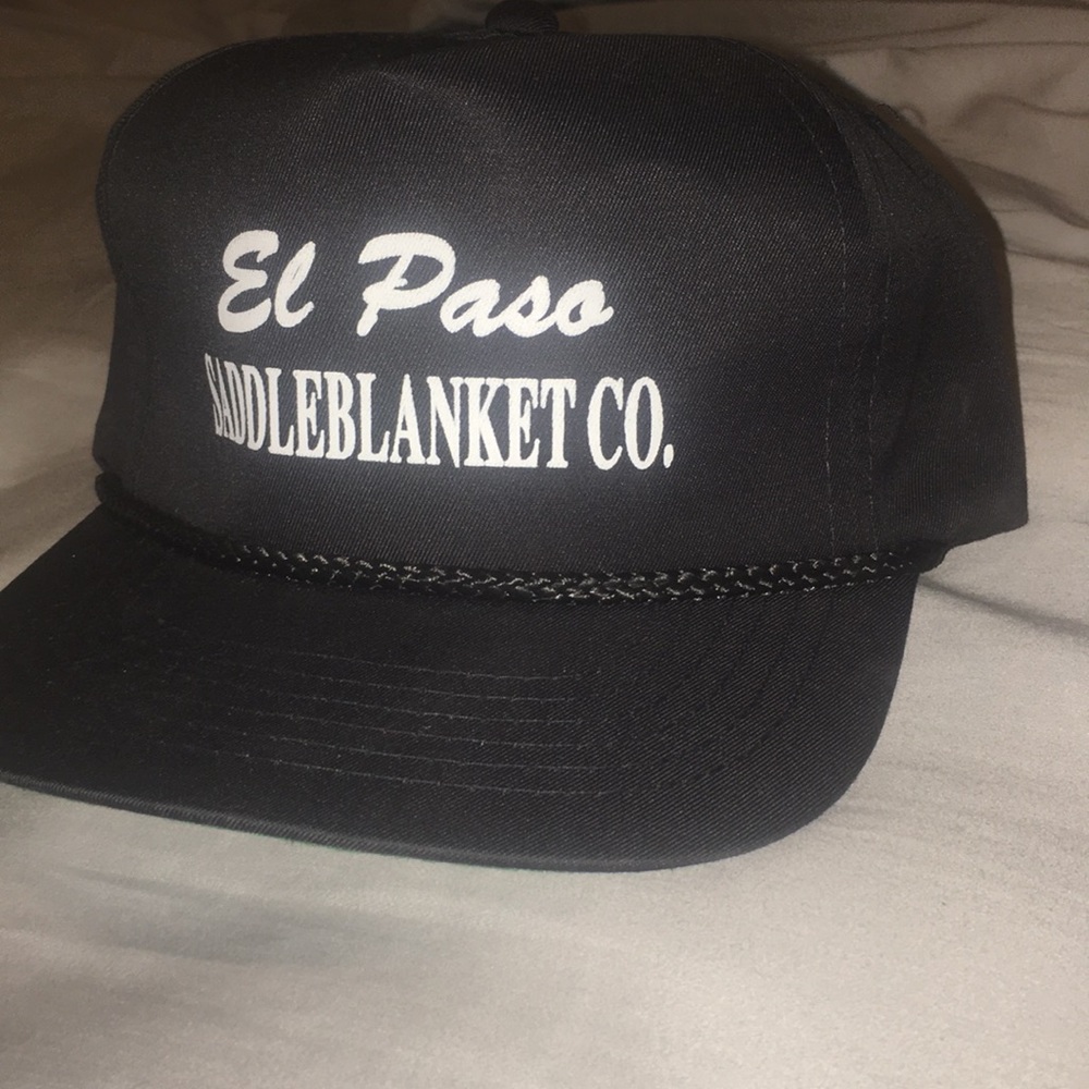 Black trucker hat