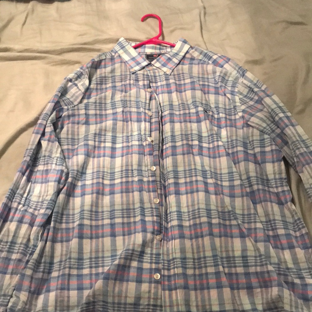 Vineyard vines shirt