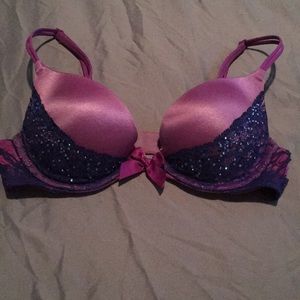 32B Victoria Secret Push Up Bra