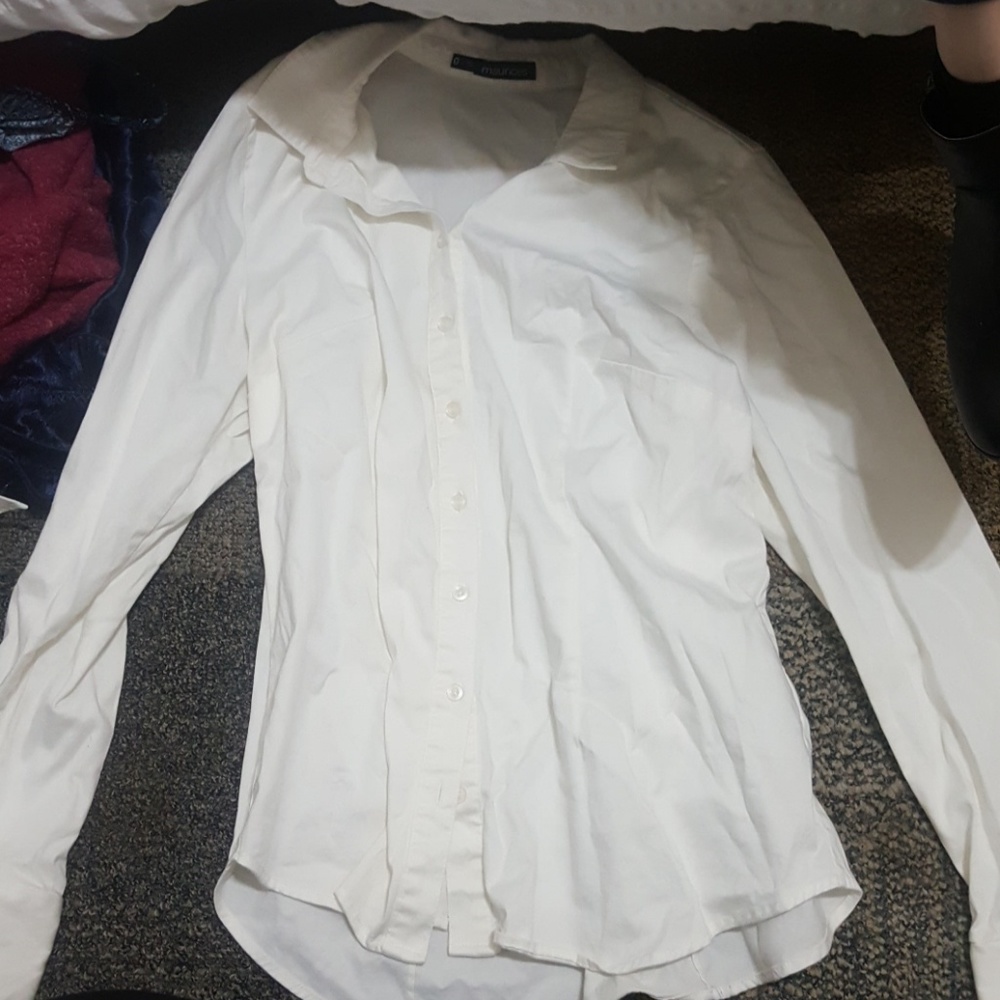 Long sleeved dress shirt