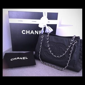 CHANEL - Coco Bengal Open Accordion Tote Bag