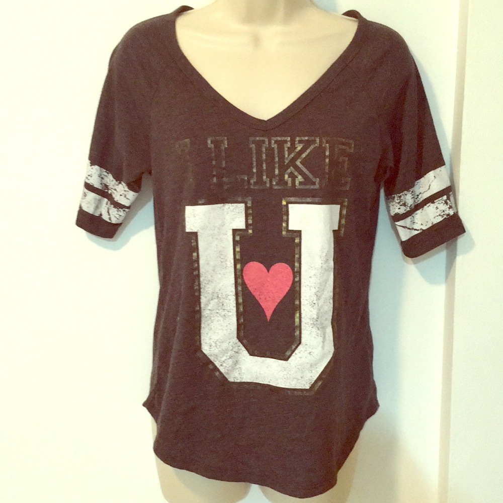 Graphic T "I like U"