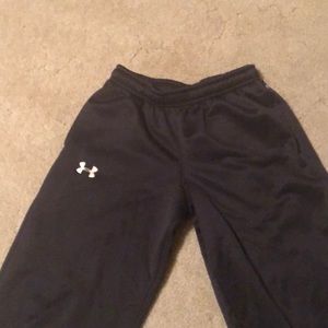 Boys Under Armour Storm sweatpants.