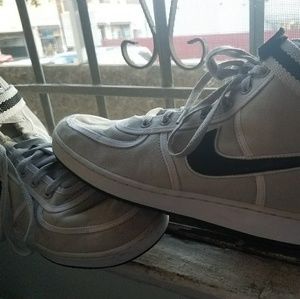 Nike Air Force 1 Mid