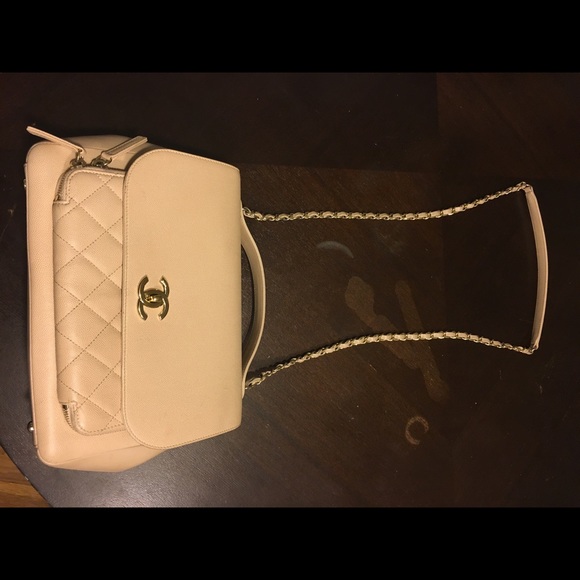 SOLD. Chanel, flapbag w/ handle & gold hardware. - Picture 7 of 8