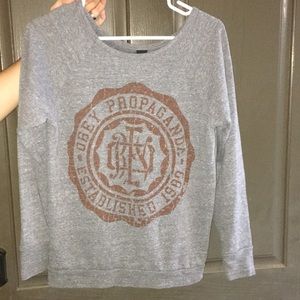 Light weight sweatshirt