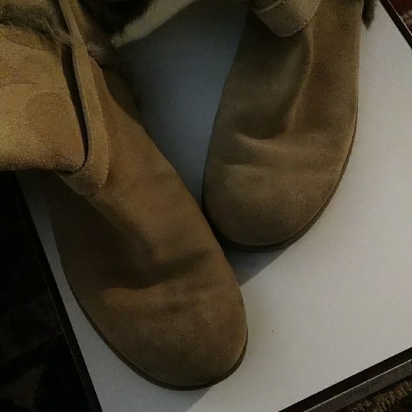 Coach Rabbit cuffed and trimmed boots - Picture 3 of 4