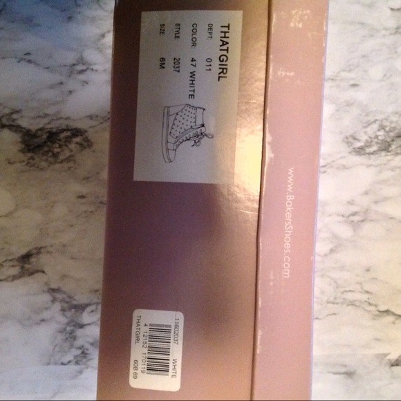 SOLD [GUC] Bakers Cream Sneaker Wedge Shoes - Picture 5 of 5