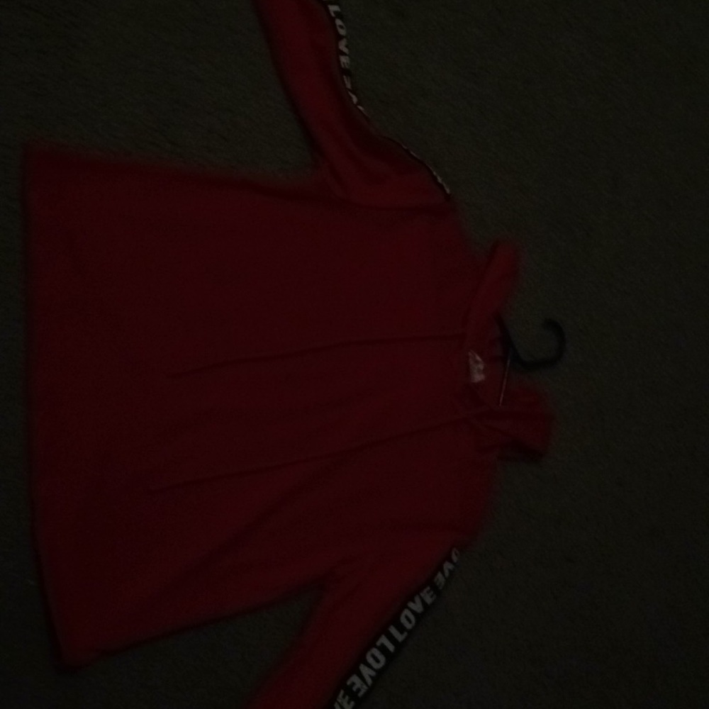 A red hoodie/shirt