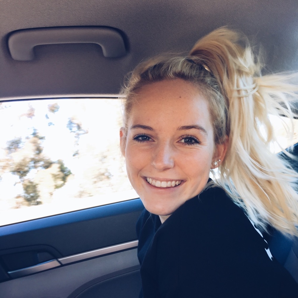 Meet your Posher, Danielle