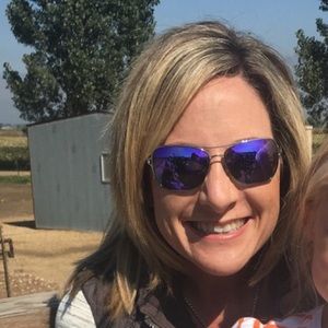 Meet your Posher, Kristin