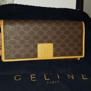 Sold 💯Authentic Celine  long wallet🎉🎉🎉