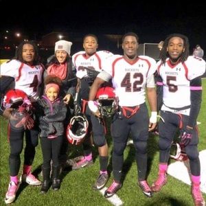 Meet your Posher, Ej