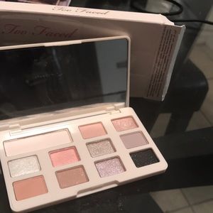 Too Faced White Chocolate  Chip Mini Palette