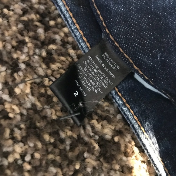 ✨Express✨ Shorts ✨ Size 2 - Picture 4 of 4