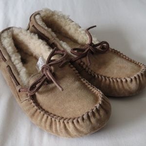 UGG Moccasin size 6