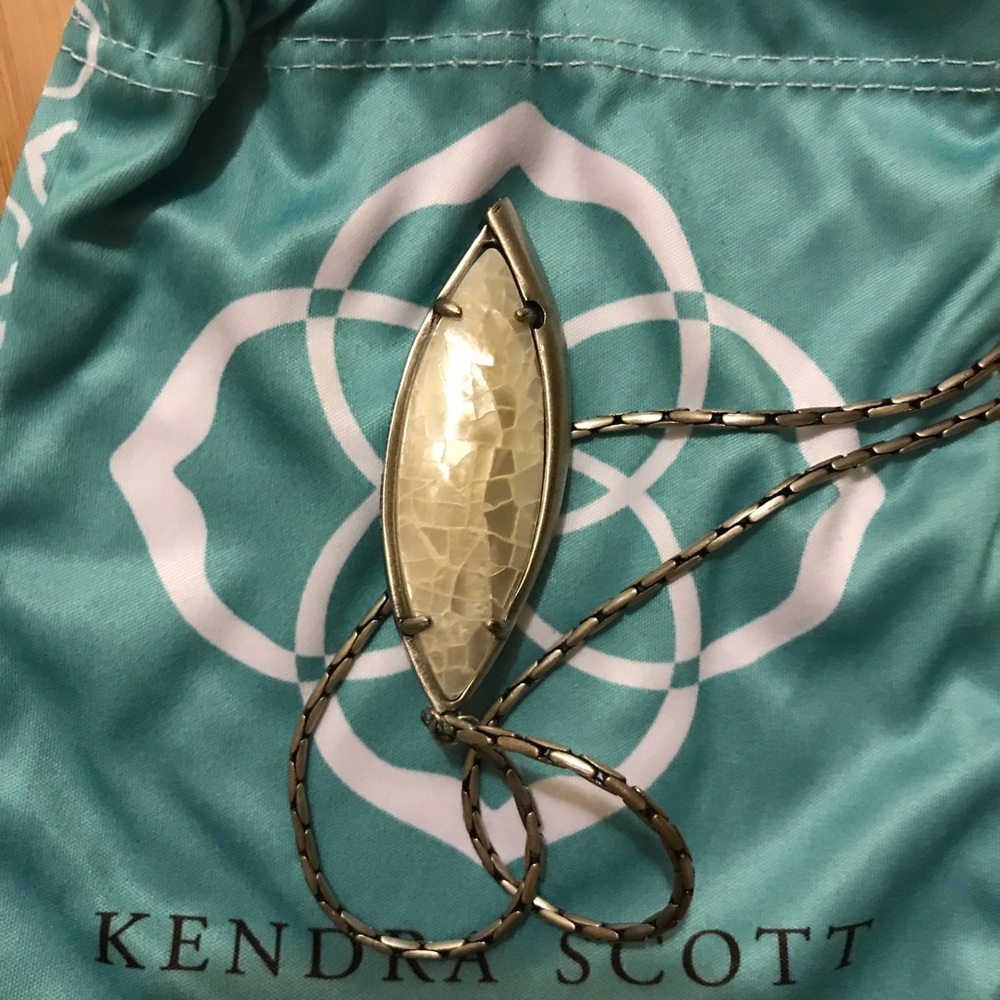 Kendra Scott Necklace