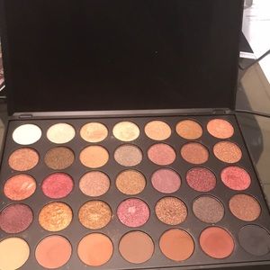 Morphe 35F Palette Fall into Frost