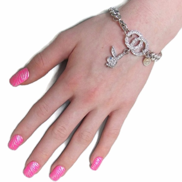 Playboy Bracelet Bunny Charm Swarovski Crystal Cuban Link Chain y2k NWT RARE NEW - Picture 5 of 13