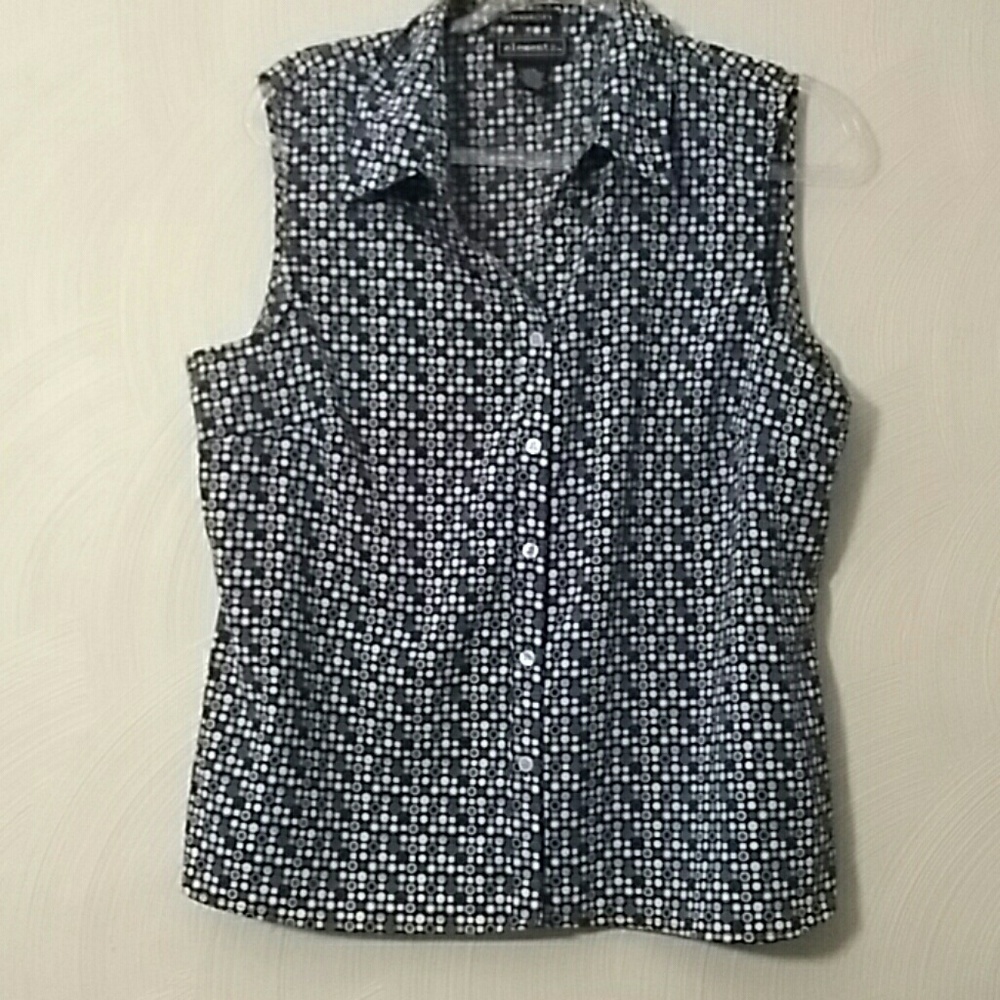 Geometric print sleeveless top