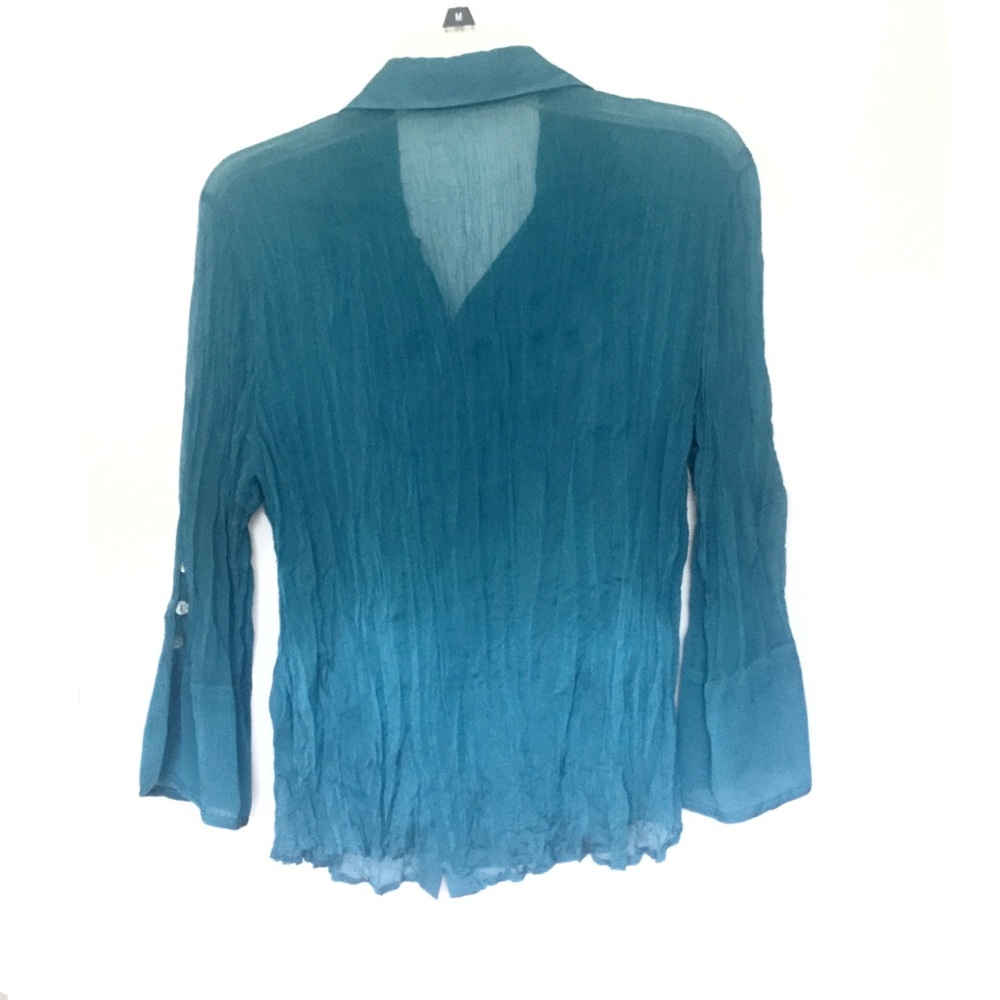 🔴💲Turquoise ruffled top - Picture 3 of 4
