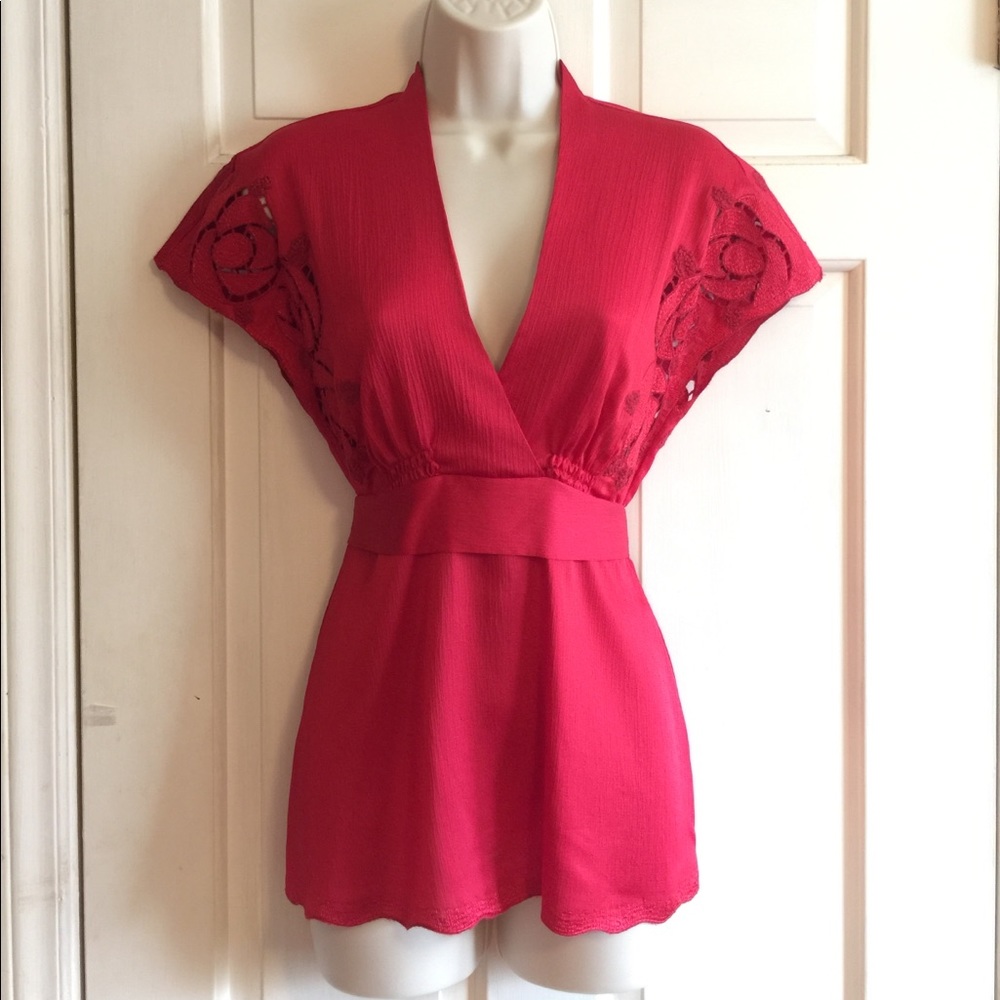 BCBG MAXAZARIA RED DEEP V NECK BLOUSE