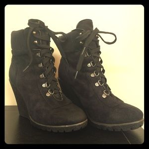 Lace up 6” Wedged Booties