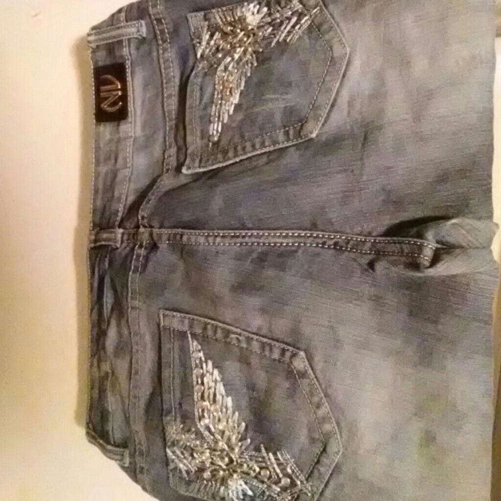 Nv jeans missing button