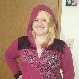 Long sleeved shirt with hood