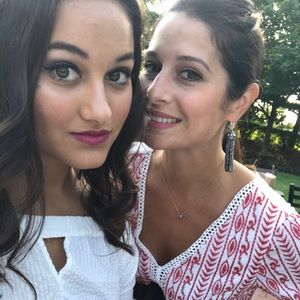 Meet your Posher, Jeanine