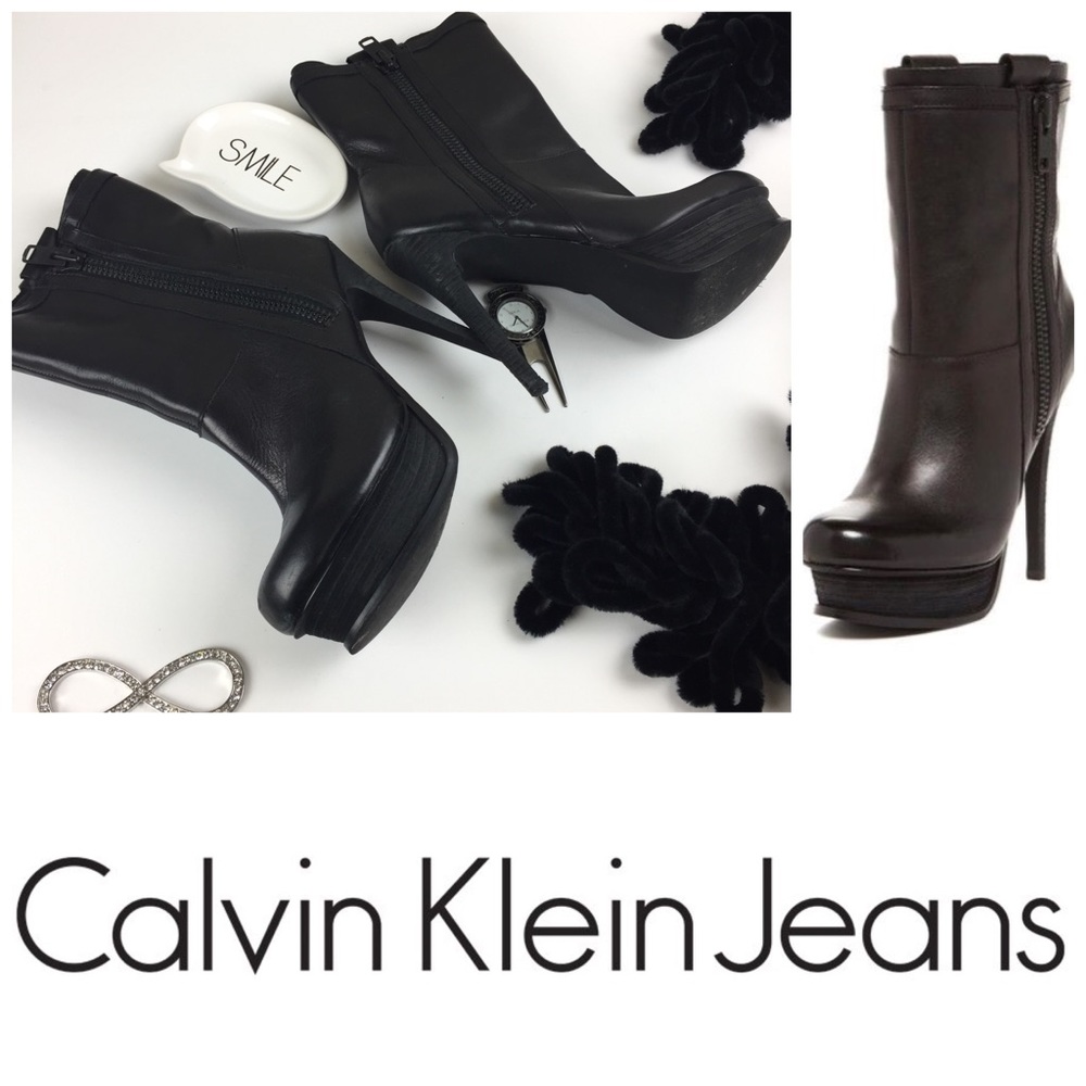 Calvin Klein Women’s Ginette Leather Bootie Size 8