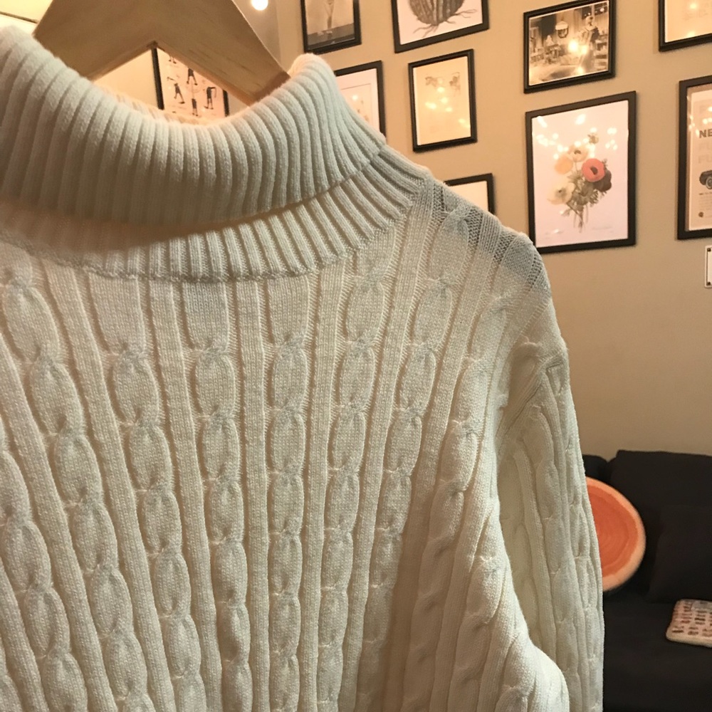 70’s Vintage cable knit sweater!