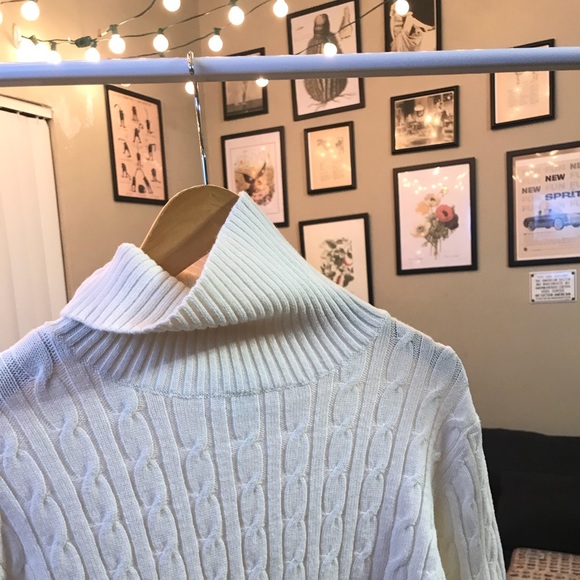 70’s Vintage cable knit sweater! - Picture 3 of 3