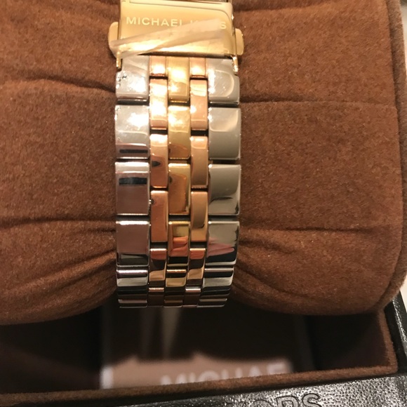 MK Silver, Gold with Faux Diamonds - Picture 5 of 8