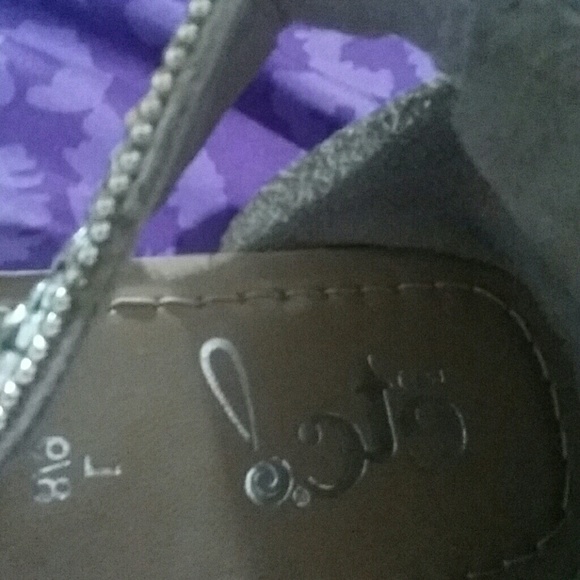 Rue21 etc sandals - Picture 2 of 7