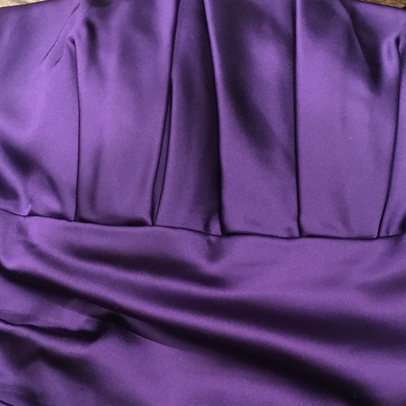 Betsy & Adam Pleat Ruched Bodice Satin Dress - Picture 4 of 5