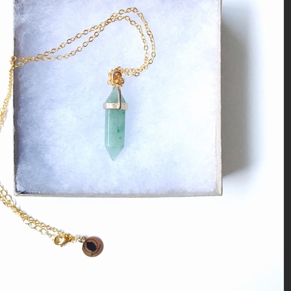 Aventurine Crystal Pendant 18k Gold Plated - Picture 1 of 2