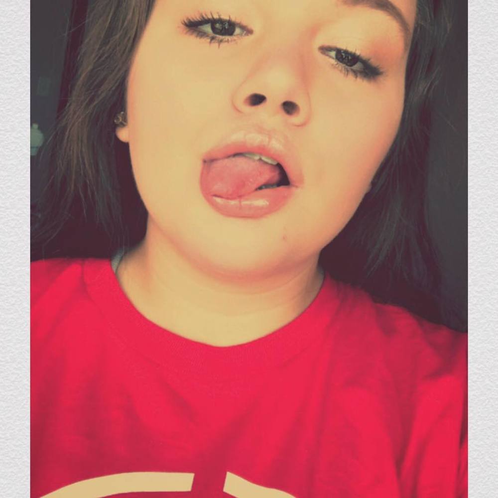 Meet your Posher, Abigail