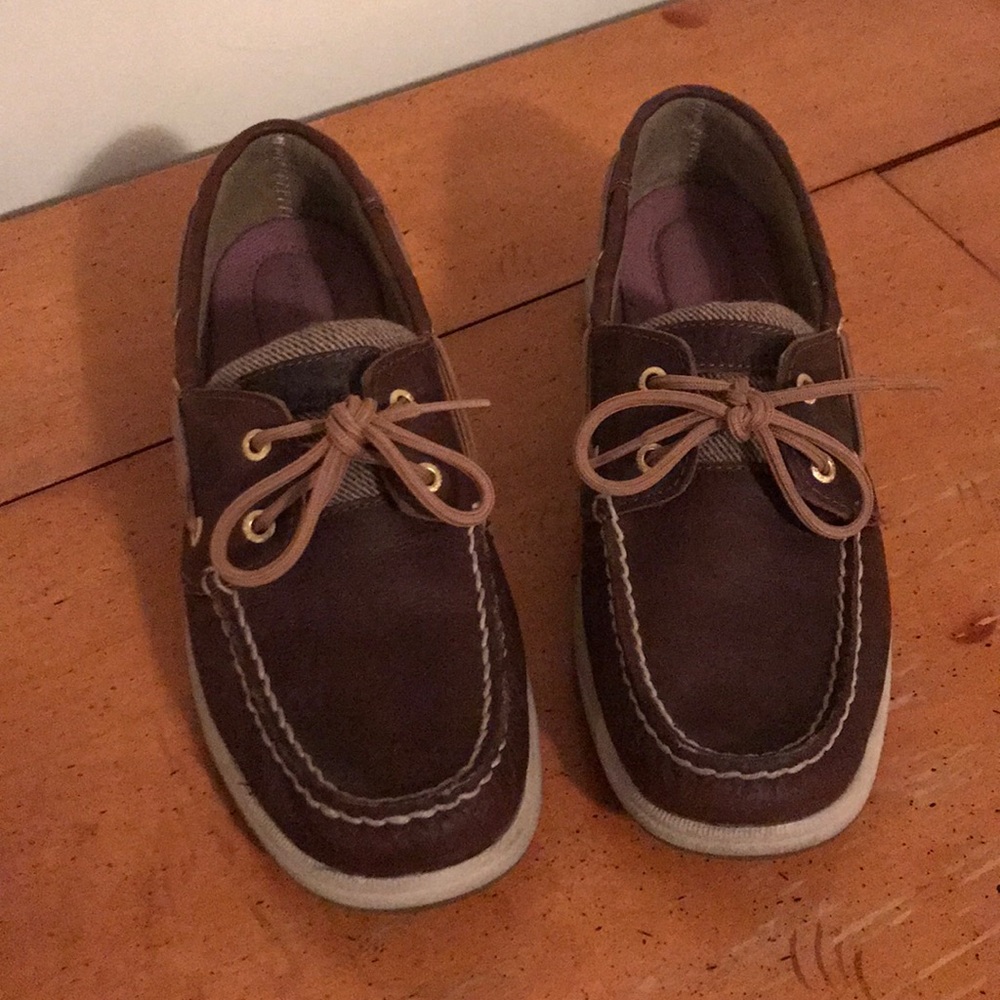 Sperry's size 8M, like new!