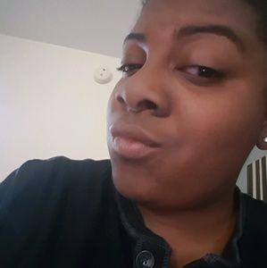 Meet your Posher, Kindra