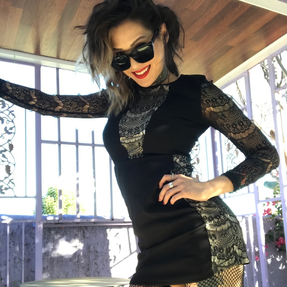 Elegantly Sexy Short Lace Dress