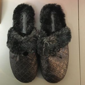 Michael Kors slippers