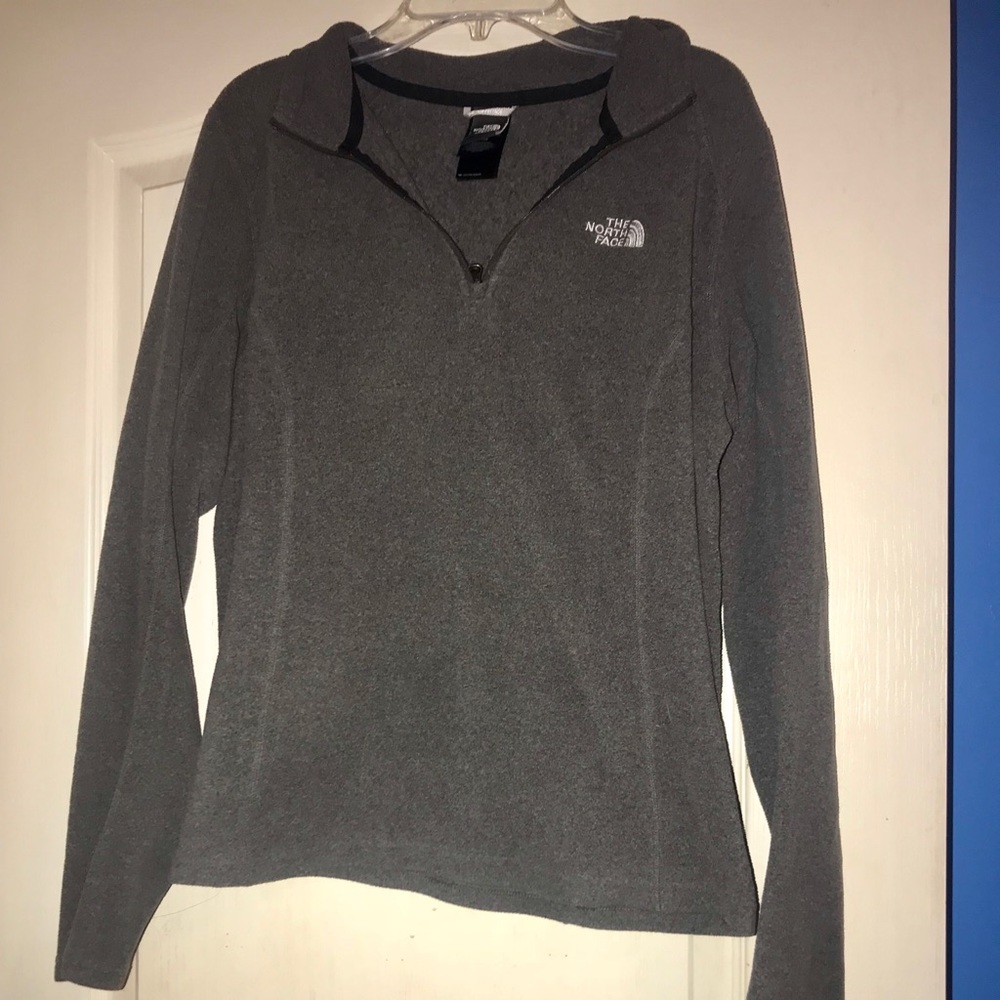 north face pull over