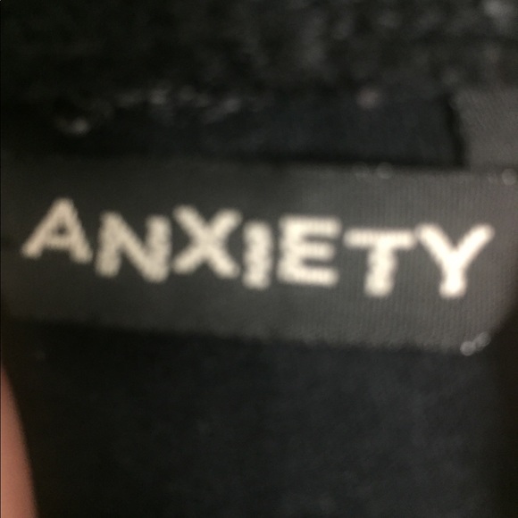 Black and white polka dotted tee - Picture 3 of 3