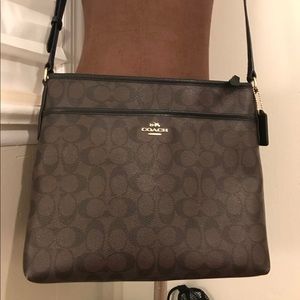 ‼️WINT3R❄️SAL3‼️0ACH MESSENGER BAG