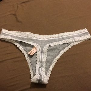 Victoria's Secret Intimates & Sleepwear - Victoria Secret low Rise Thong Panty Victoria's Secret Intimates & Sleepwear - Victoria Secret low Rise Thong Panty
