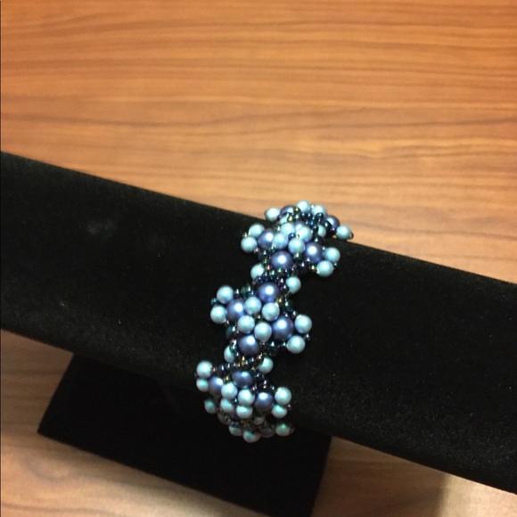 Swarovski Crystal Pearl Beaded Bracelet B13 - Picture 2 of 5
