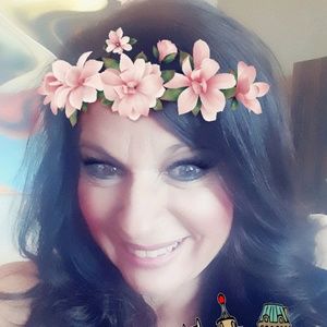 Meet your Posher, Dana